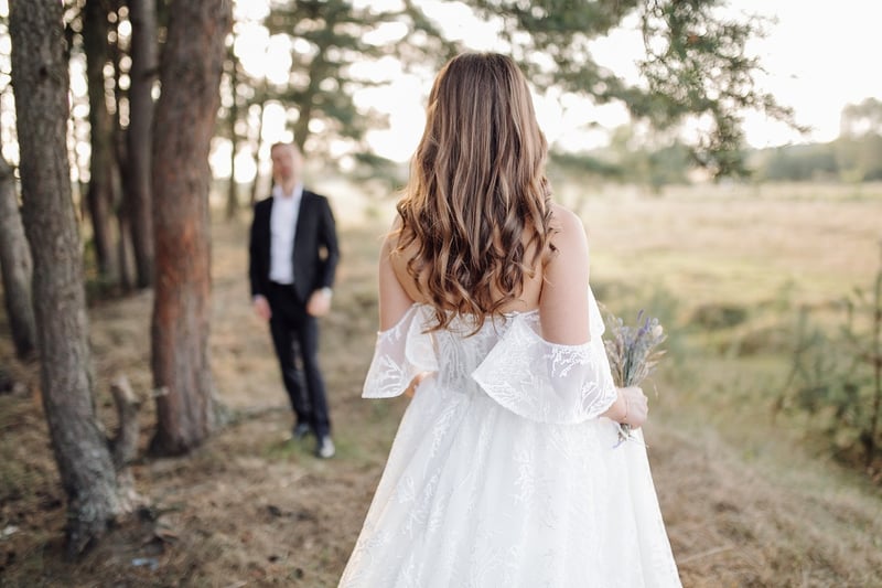 Minimalist Chic Bridal Gown